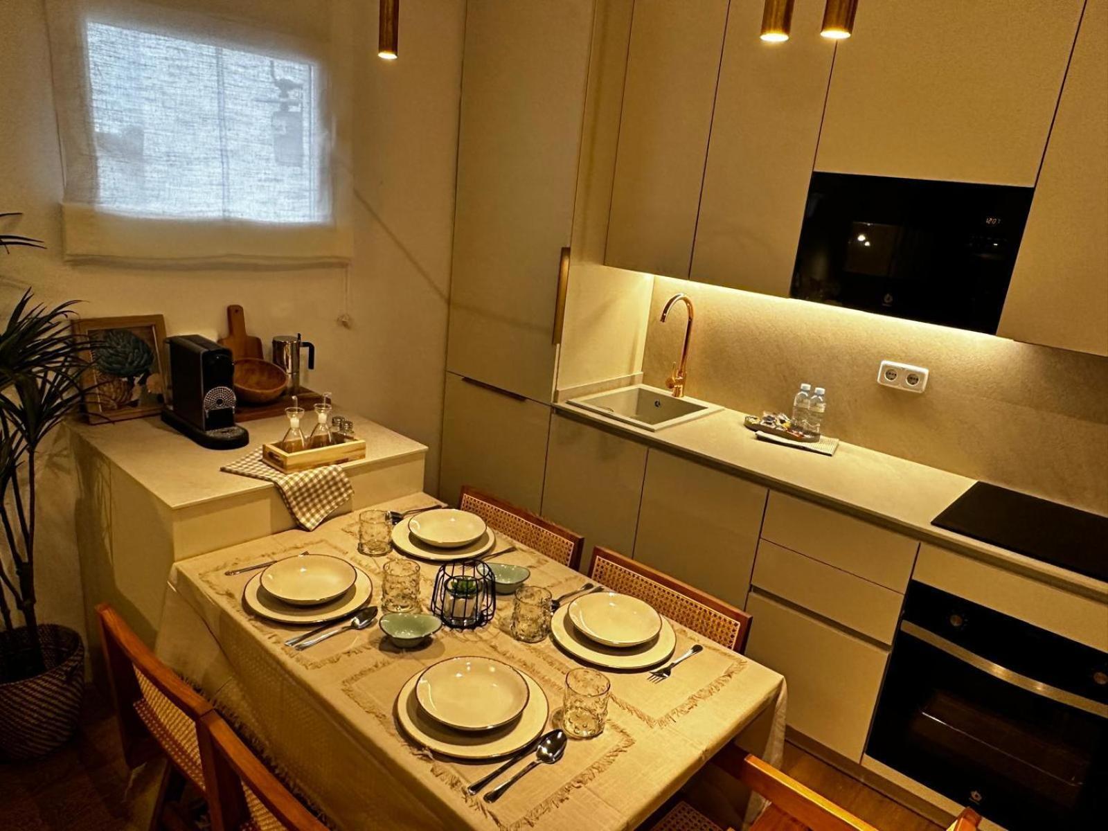 Piso 2 Habitaciones En El Centro Мадрид Екстериор снимка