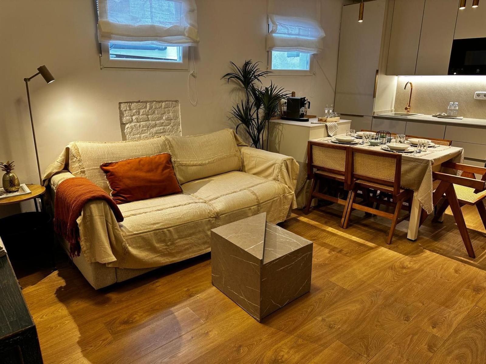 Piso 2 Habitaciones En El Centro Мадрид Екстериор снимка